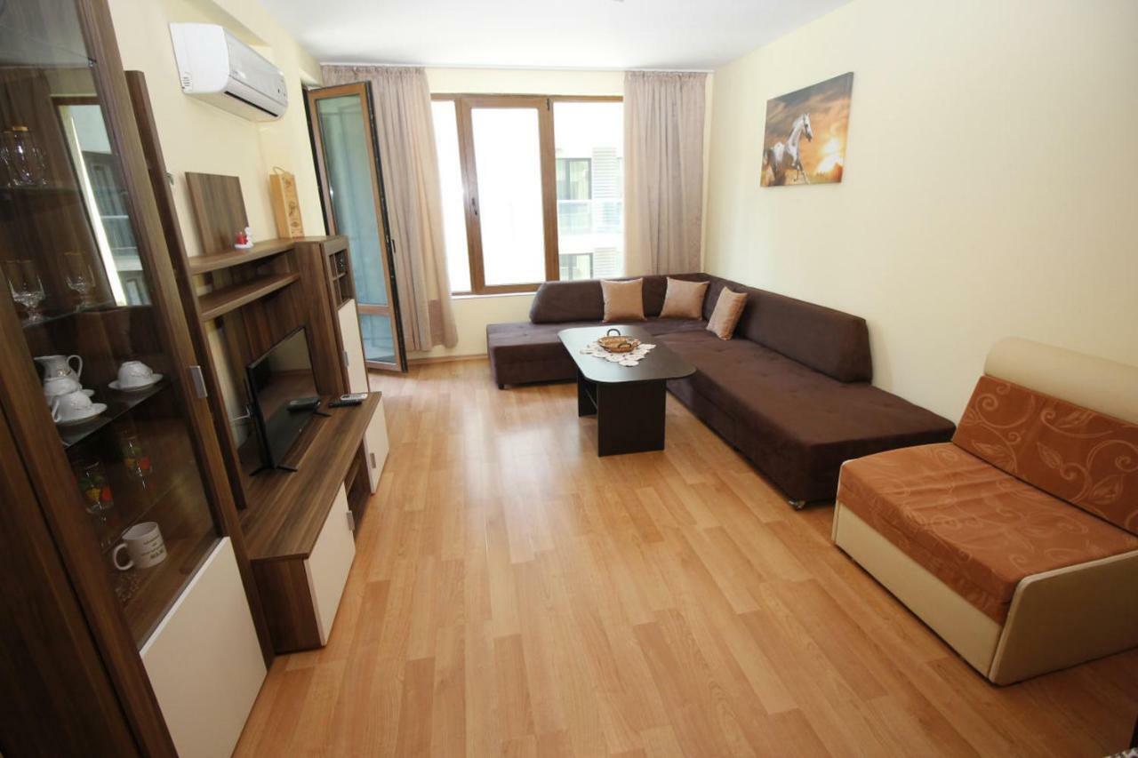 Apartment Rosi Поморие Экстерьер фото