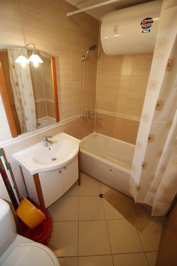 Apartment Rosi Поморие Экстерьер фото