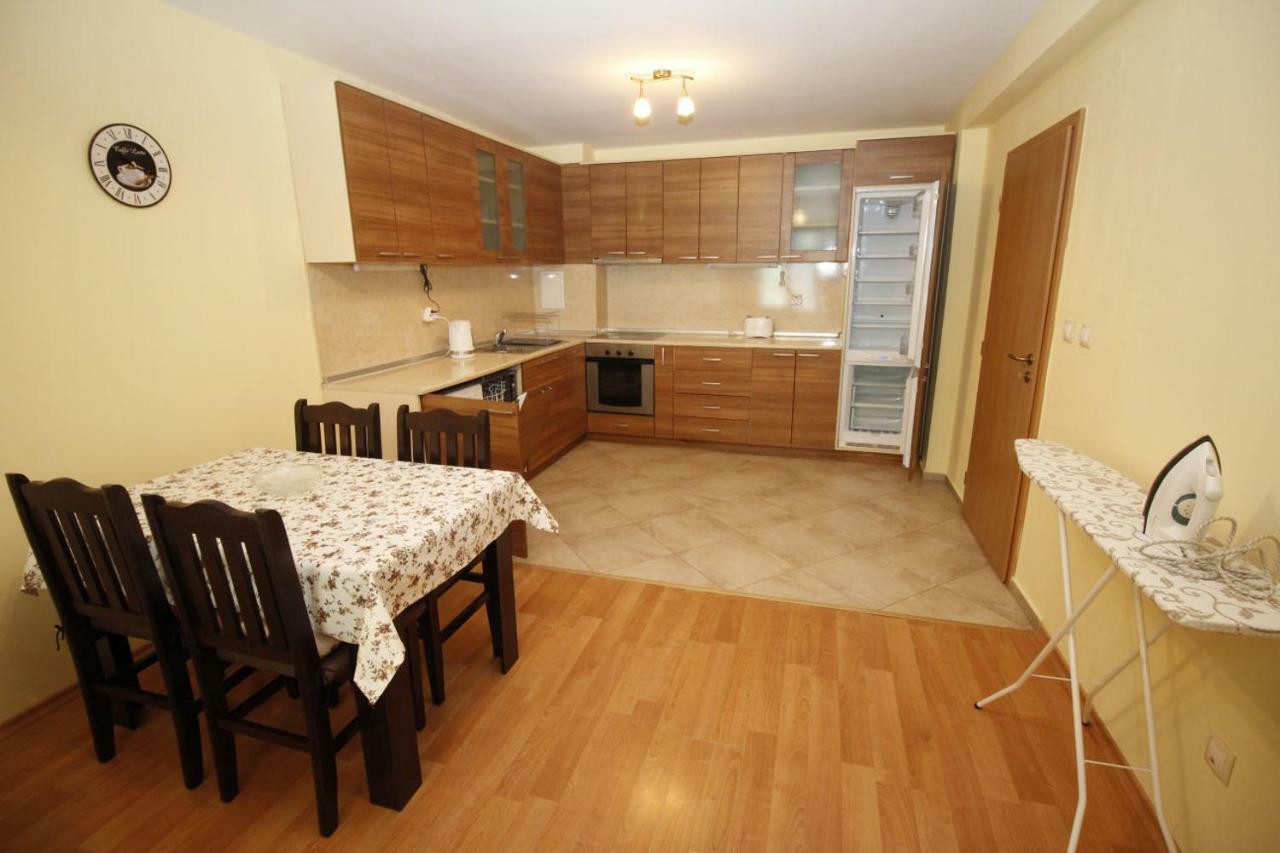 Apartment Rosi Поморие Экстерьер фото