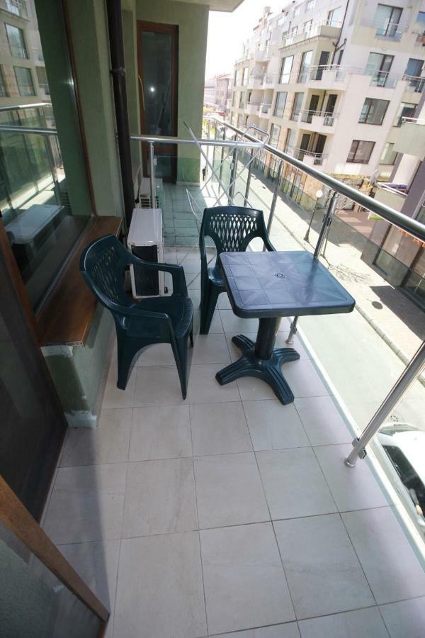 Apartment Rosi Поморие Экстерьер фото